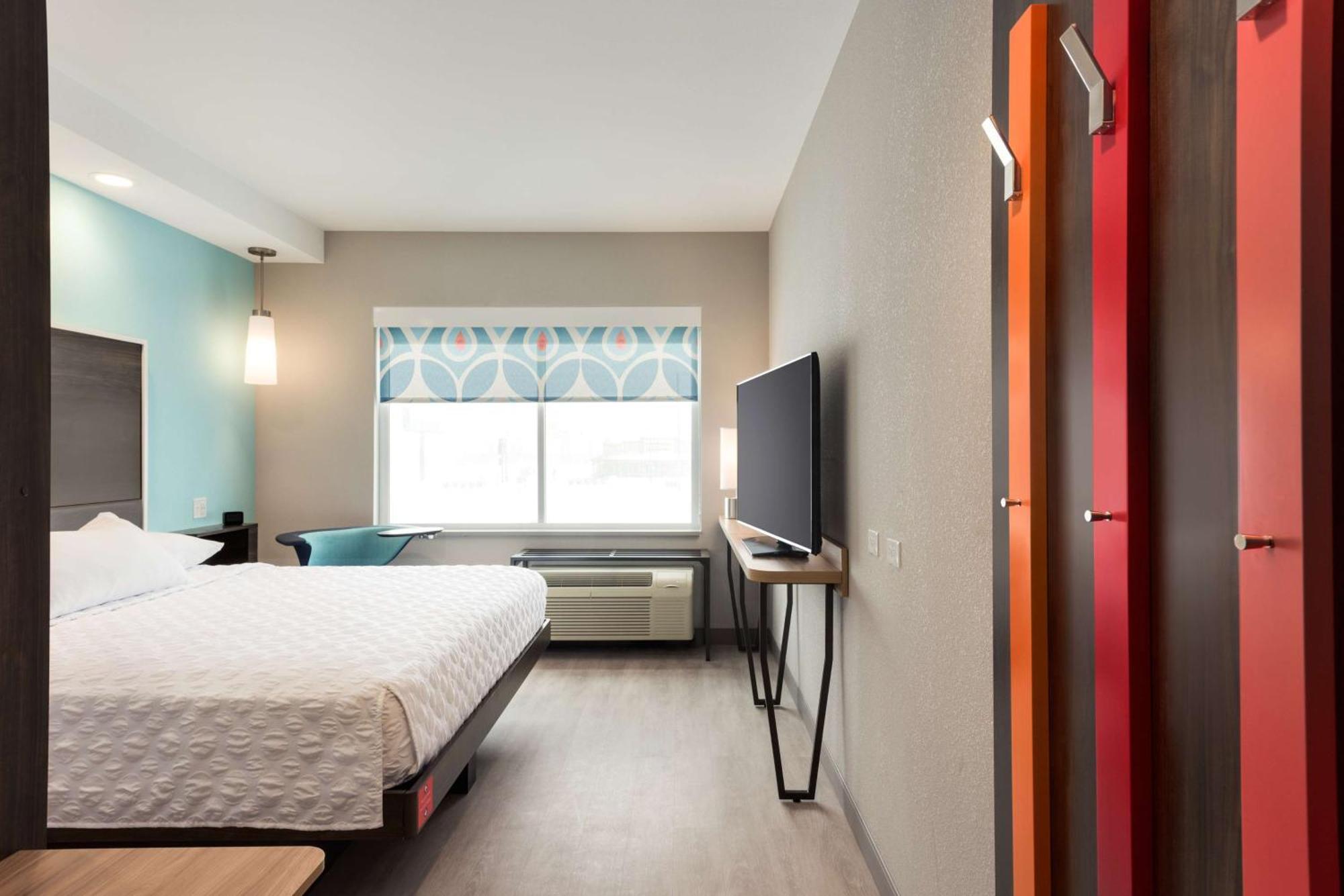 Tru By Hilton Cedar Rapids Westdale Hotel Exterior foto