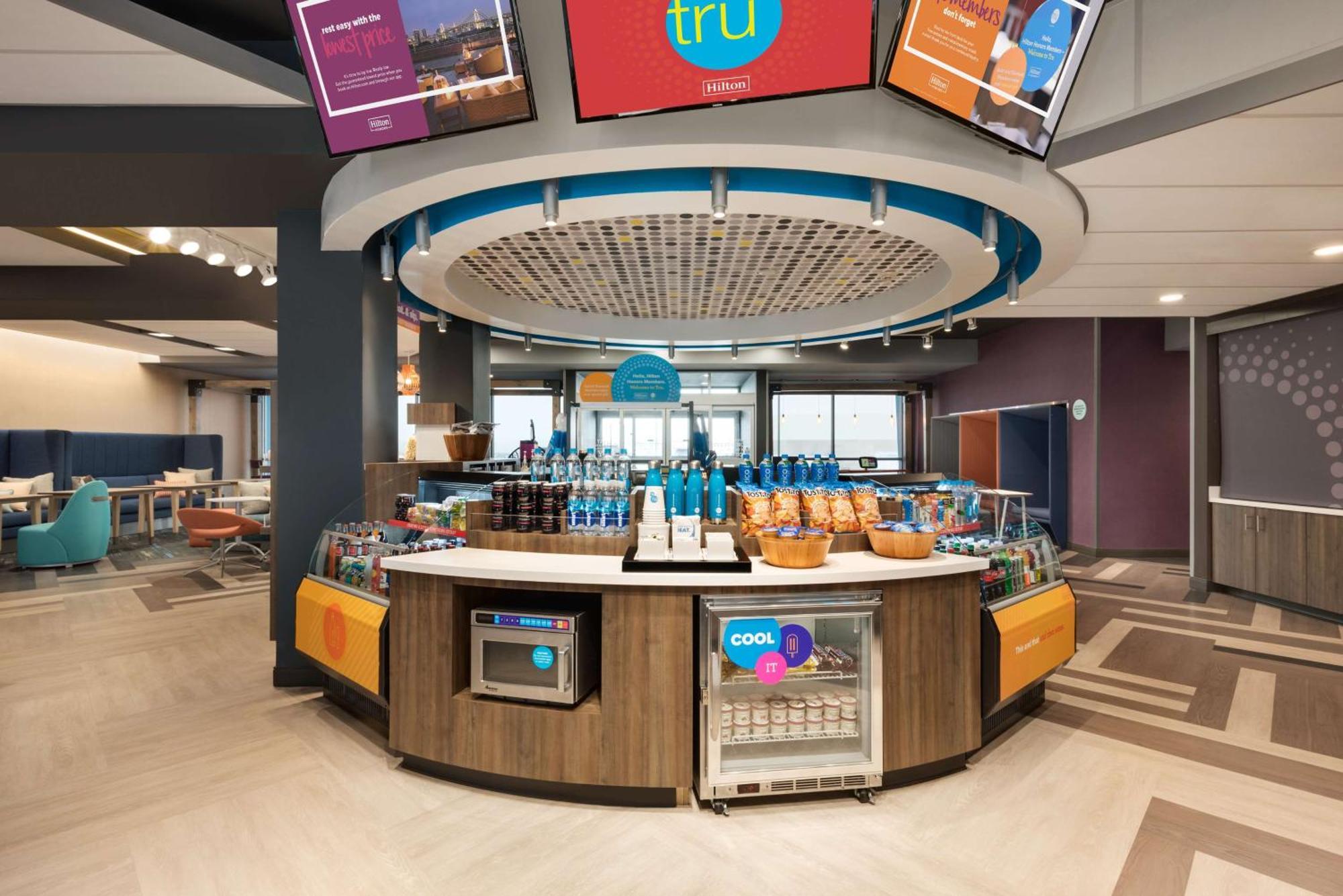 Tru By Hilton Cedar Rapids Westdale Hotel Exterior foto